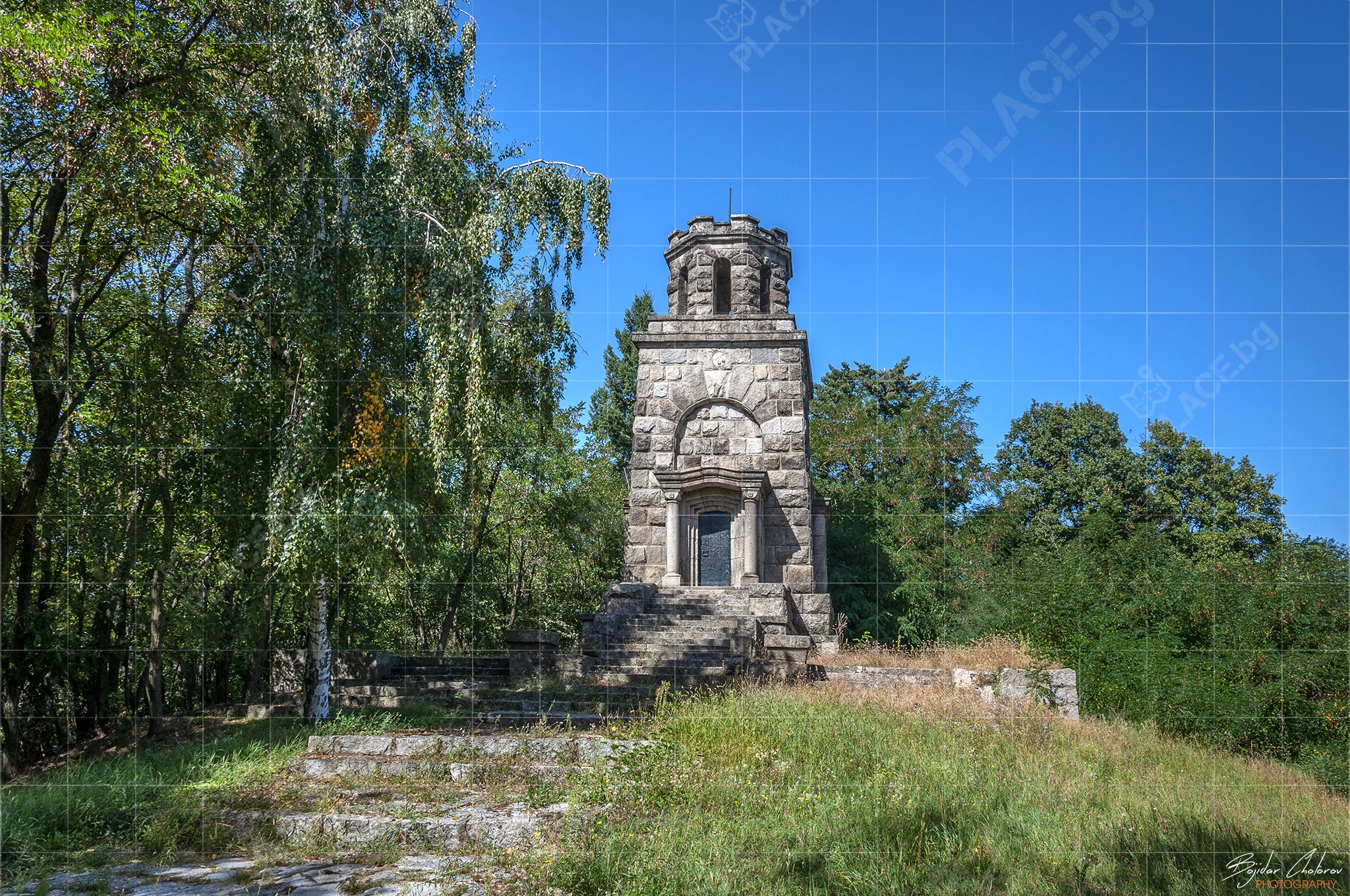 Мавзолей-костница Александър Стамболийски